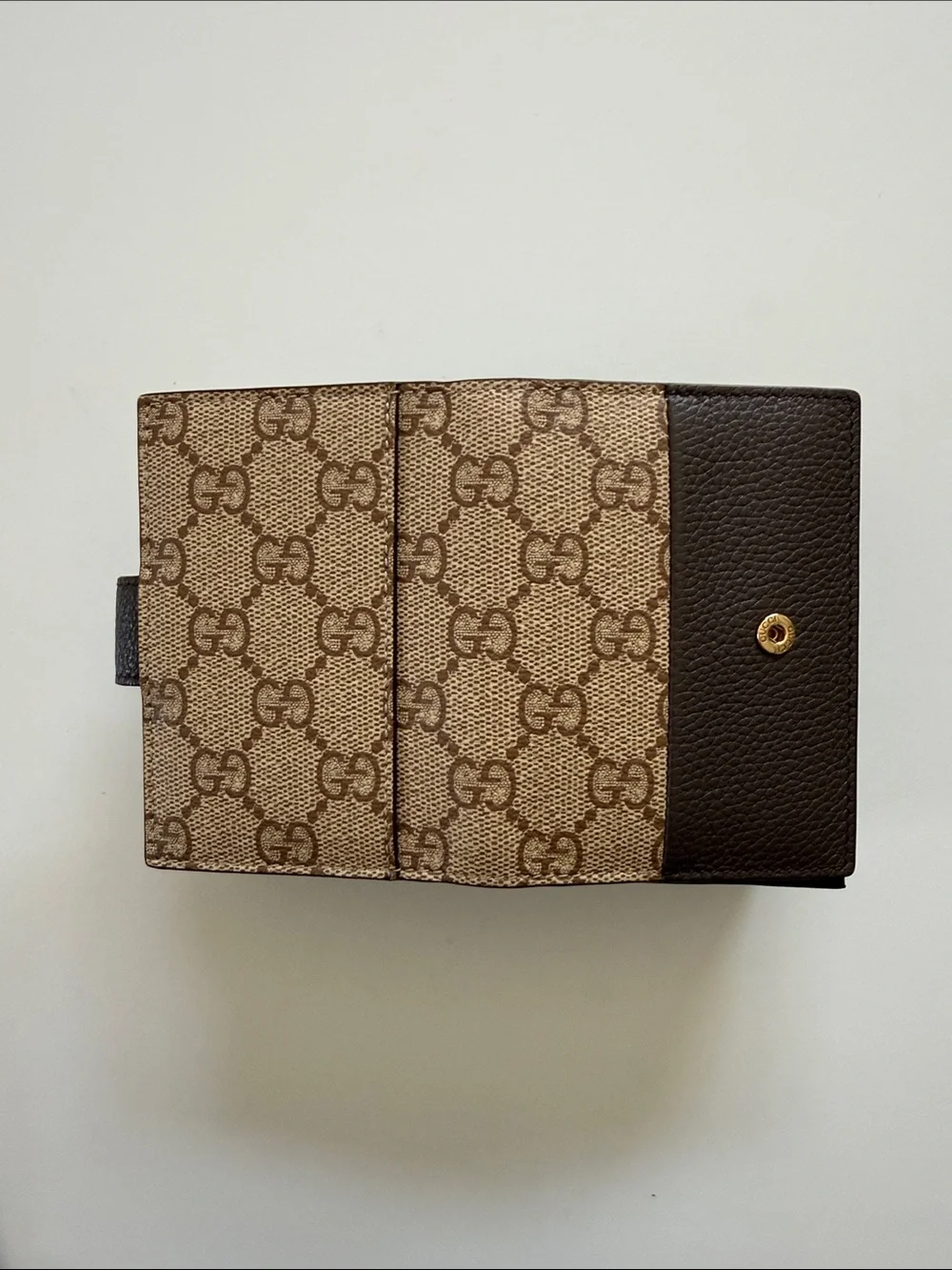 Gucci compact card